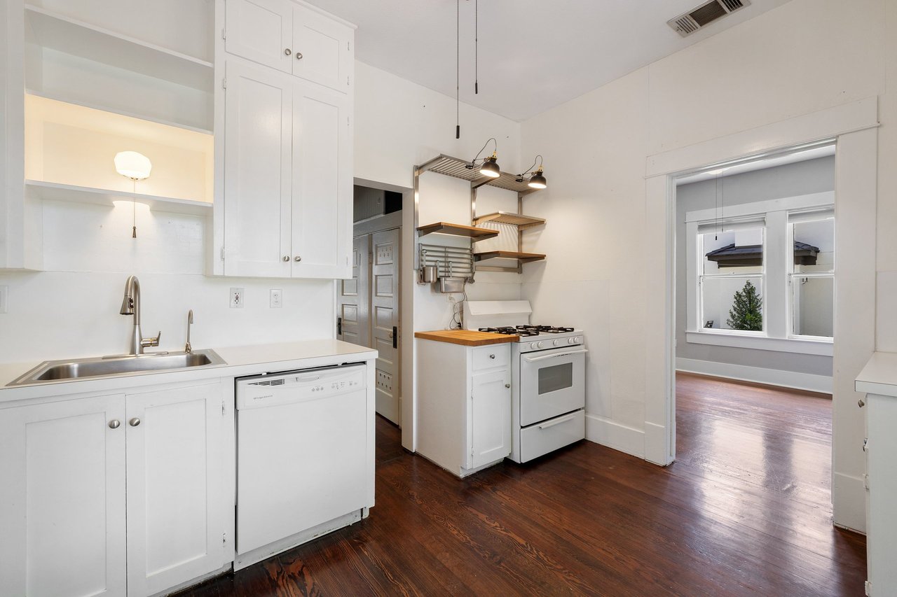 SOLD by Keenan Group: 706 E Monroe Street - Travis Heights Historic Charmer