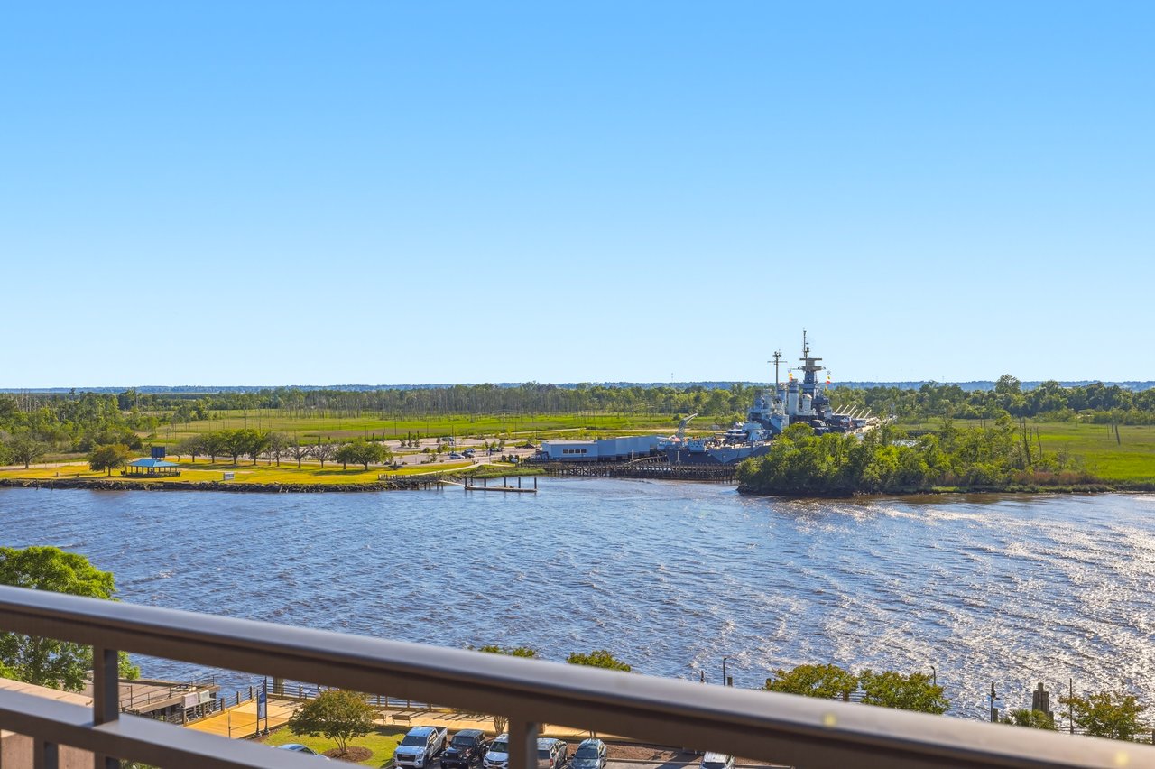 The Overlook at River Place