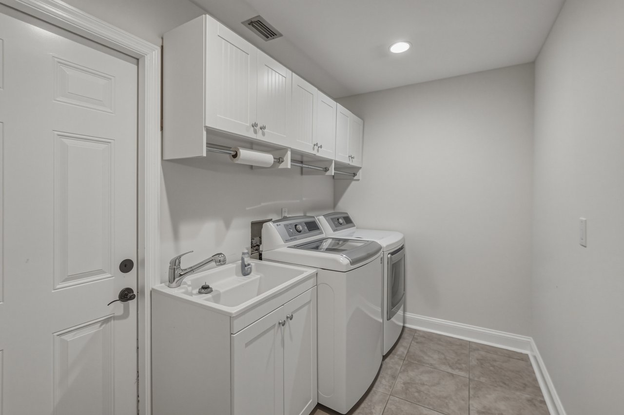 7601 Thunderhead Street