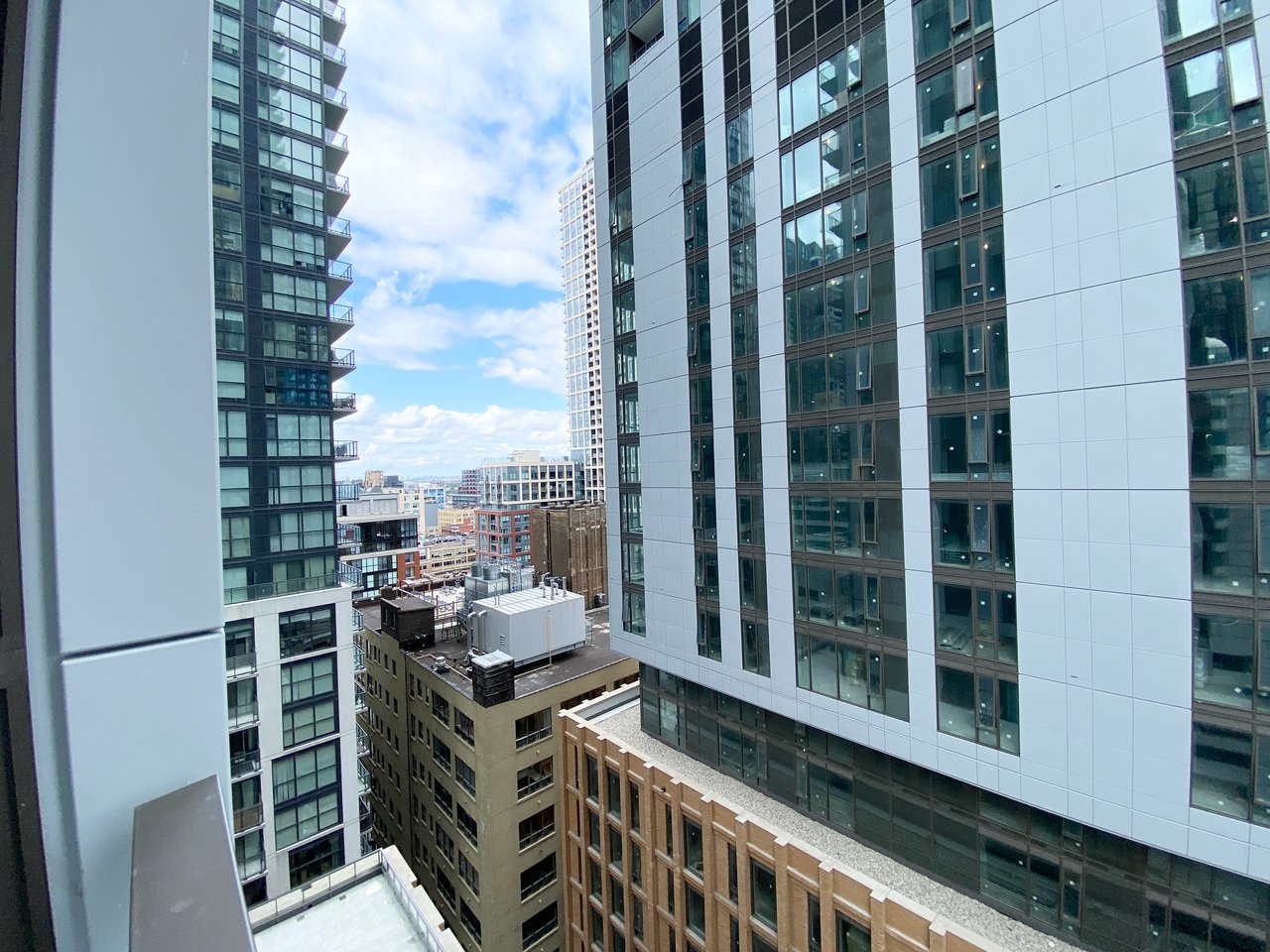 8 Widmer Street 2005