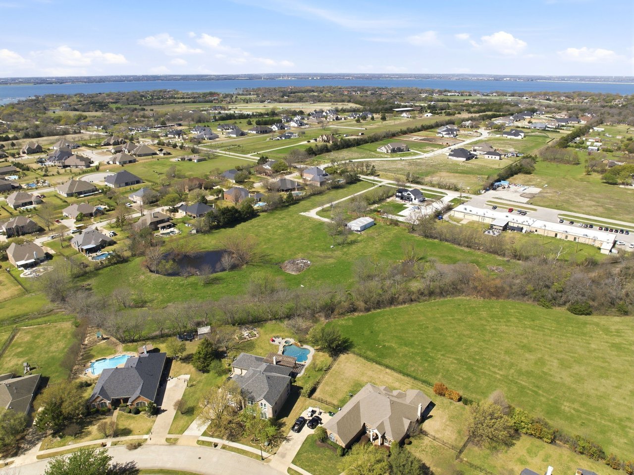 6.15 Acres For Sale in Heath, TX