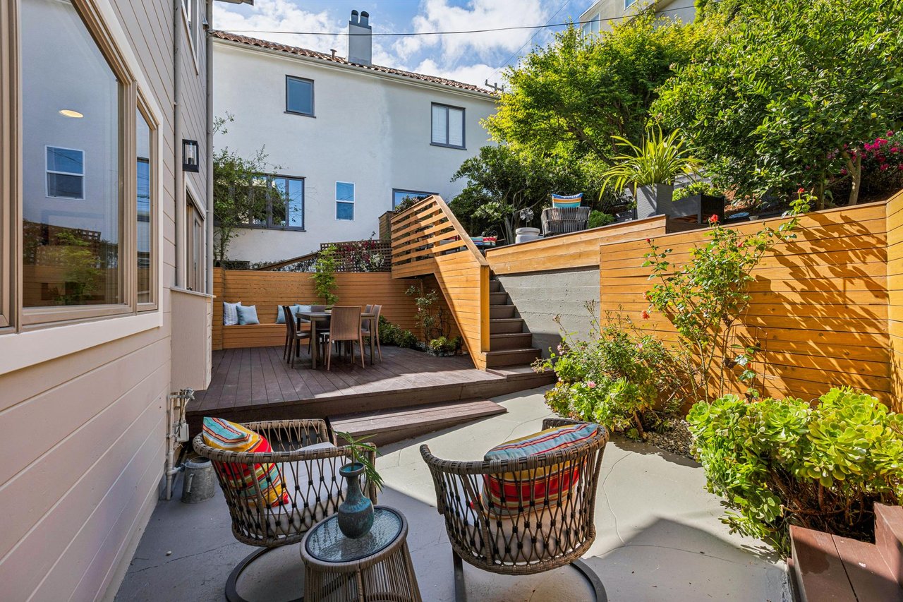 34 Dorantes Avenue