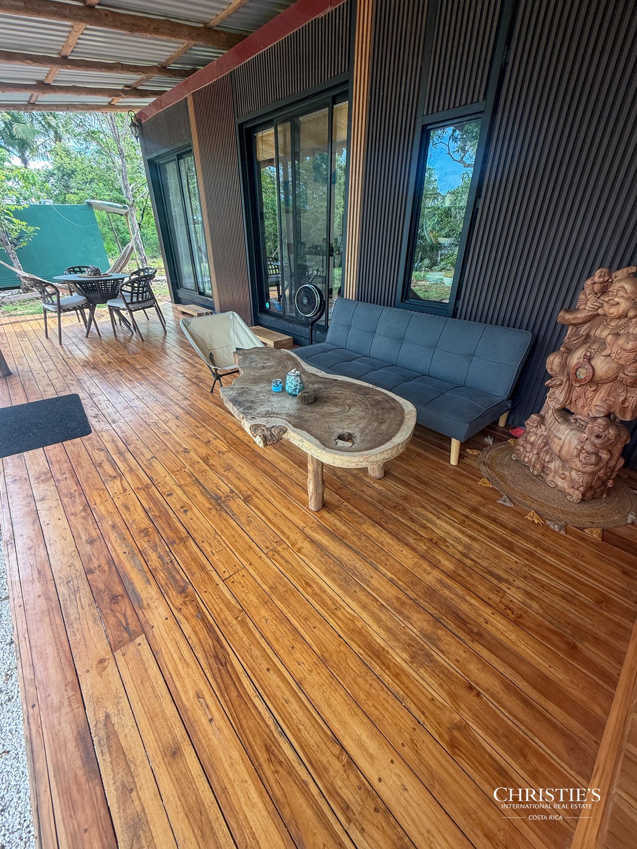 Casa La Tierra y El Mar | Rare Titled Oceanfront Property  