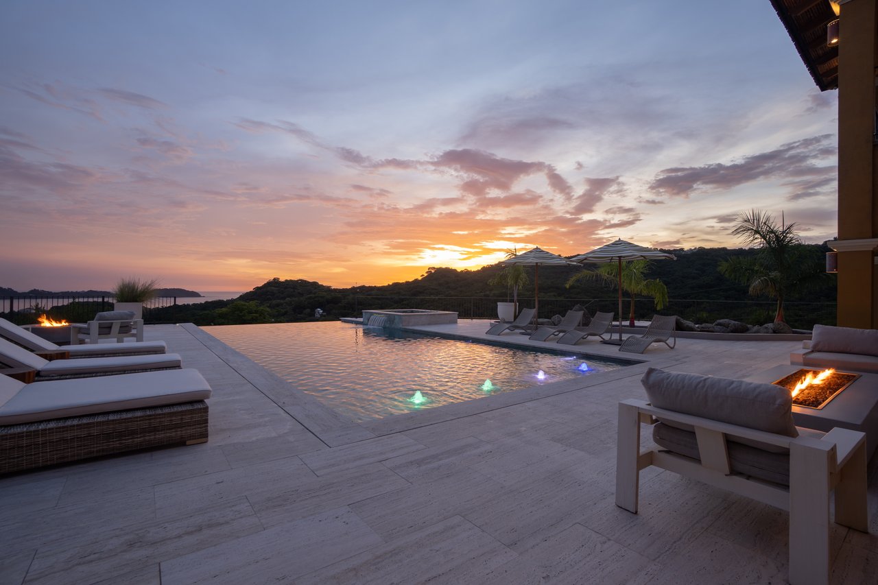 Casa Loro - Luxury Estate