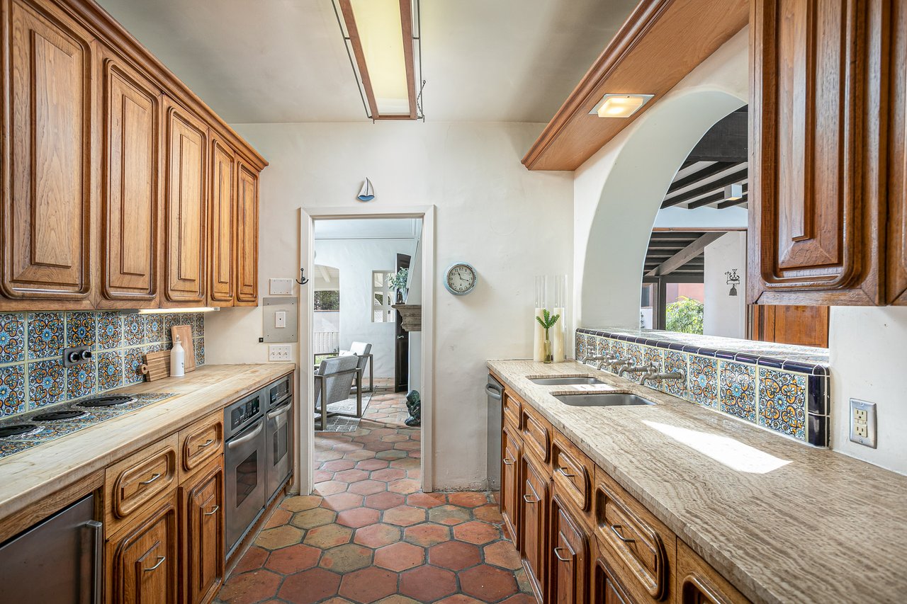 1173 Marine Dr