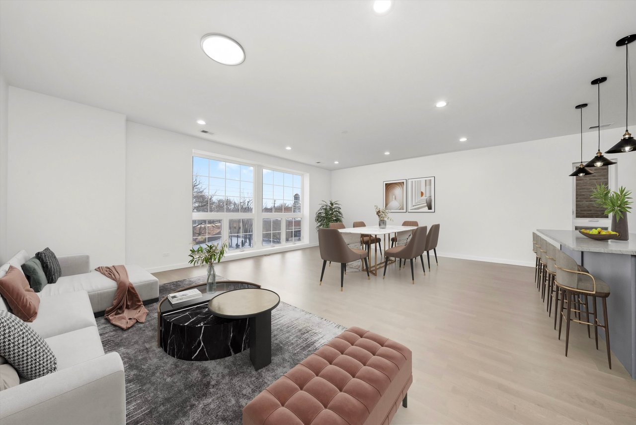 5824 N Lincoln Ave Chicago, IL 60659