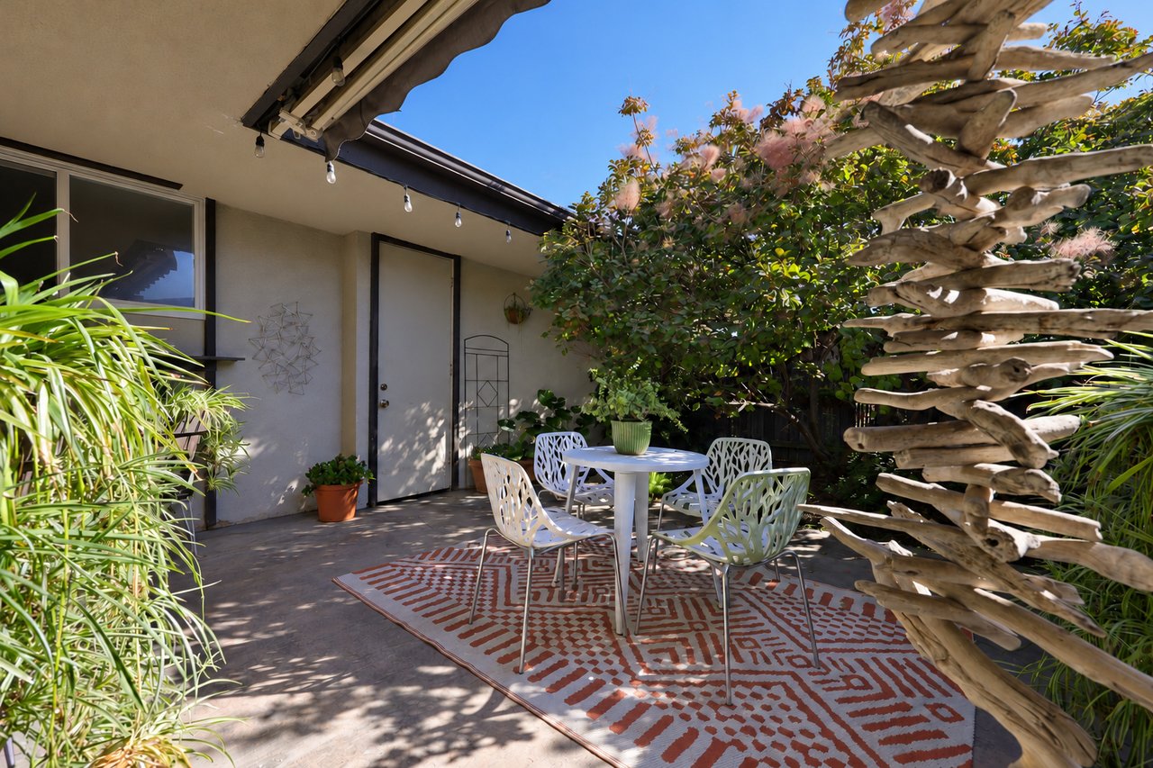 536 W Keats Avenue