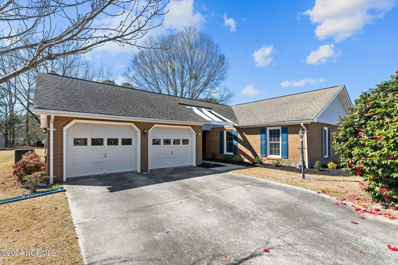 303 Forest Oaks Dr