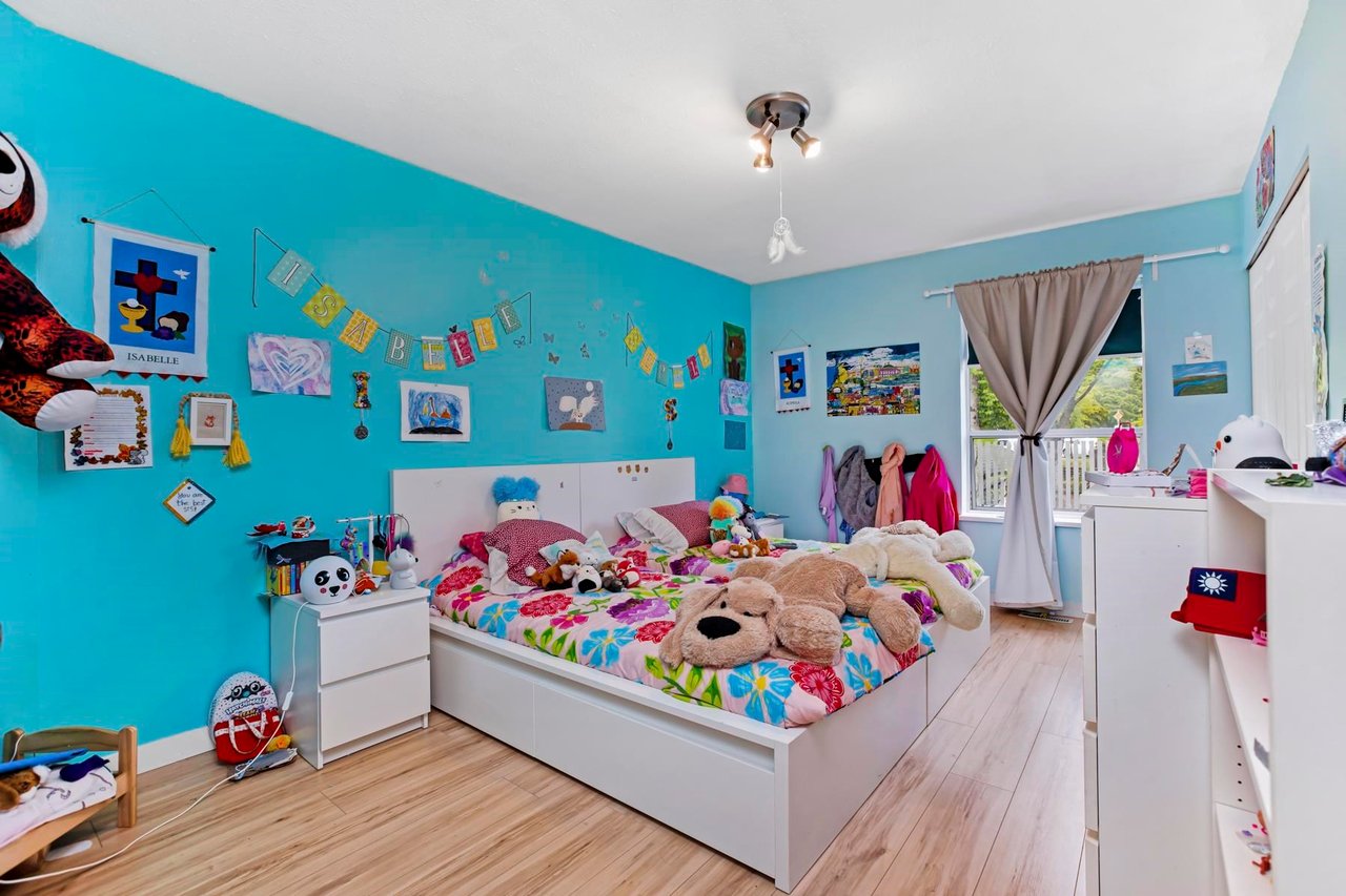 2982 Mt Seymour Pkwy