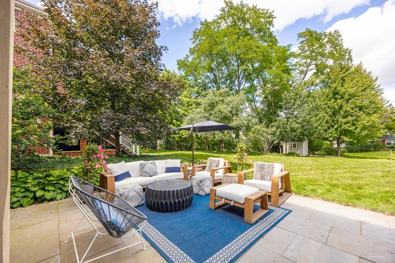 1950 Elmore Ave, Downers Grove