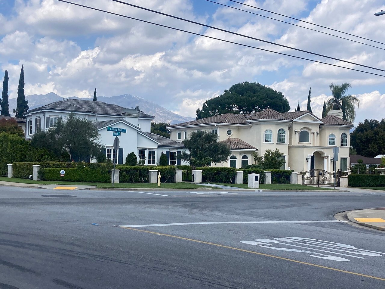 Larger Arcadia homes along an established street, photographed March 2023