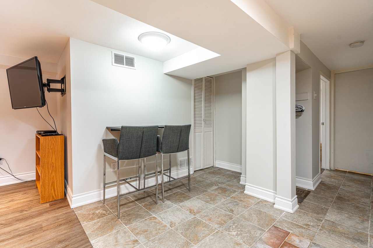 159 Bellefair Ave