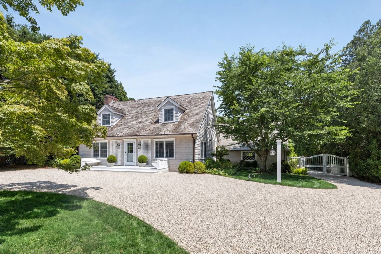 48 Captains Neck Lane