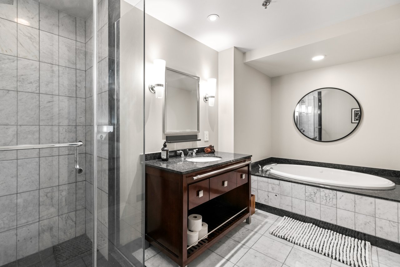 2700 Las Vegas Boulevard 2303