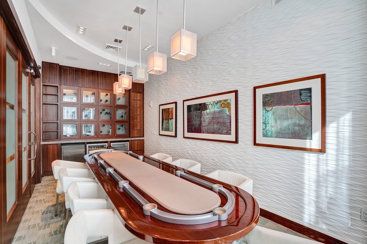 2831 North Ocean Boulevard, Unit 1108N