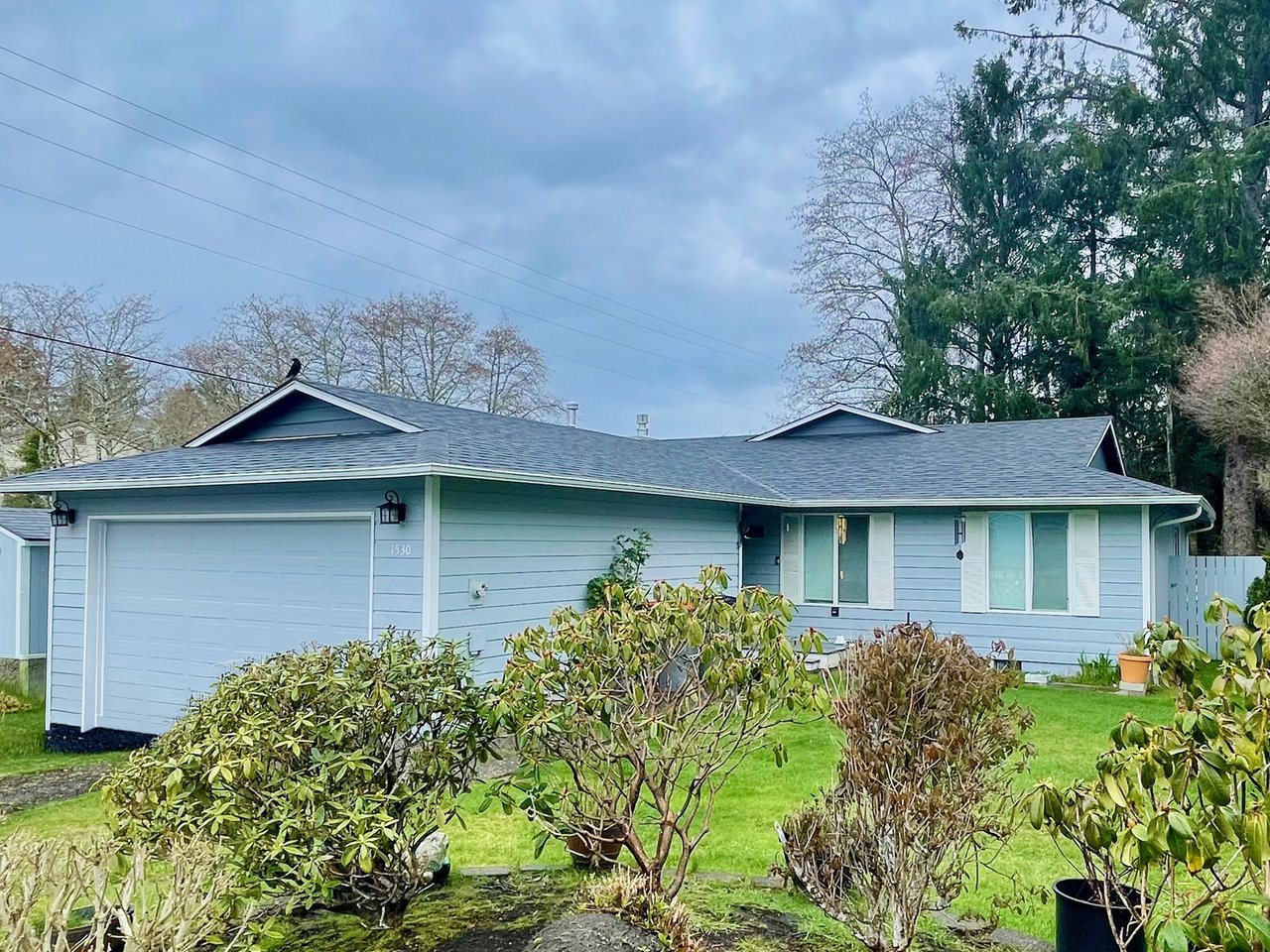 Sold in Seaside: Single-Level Ranch Home on Lea Way