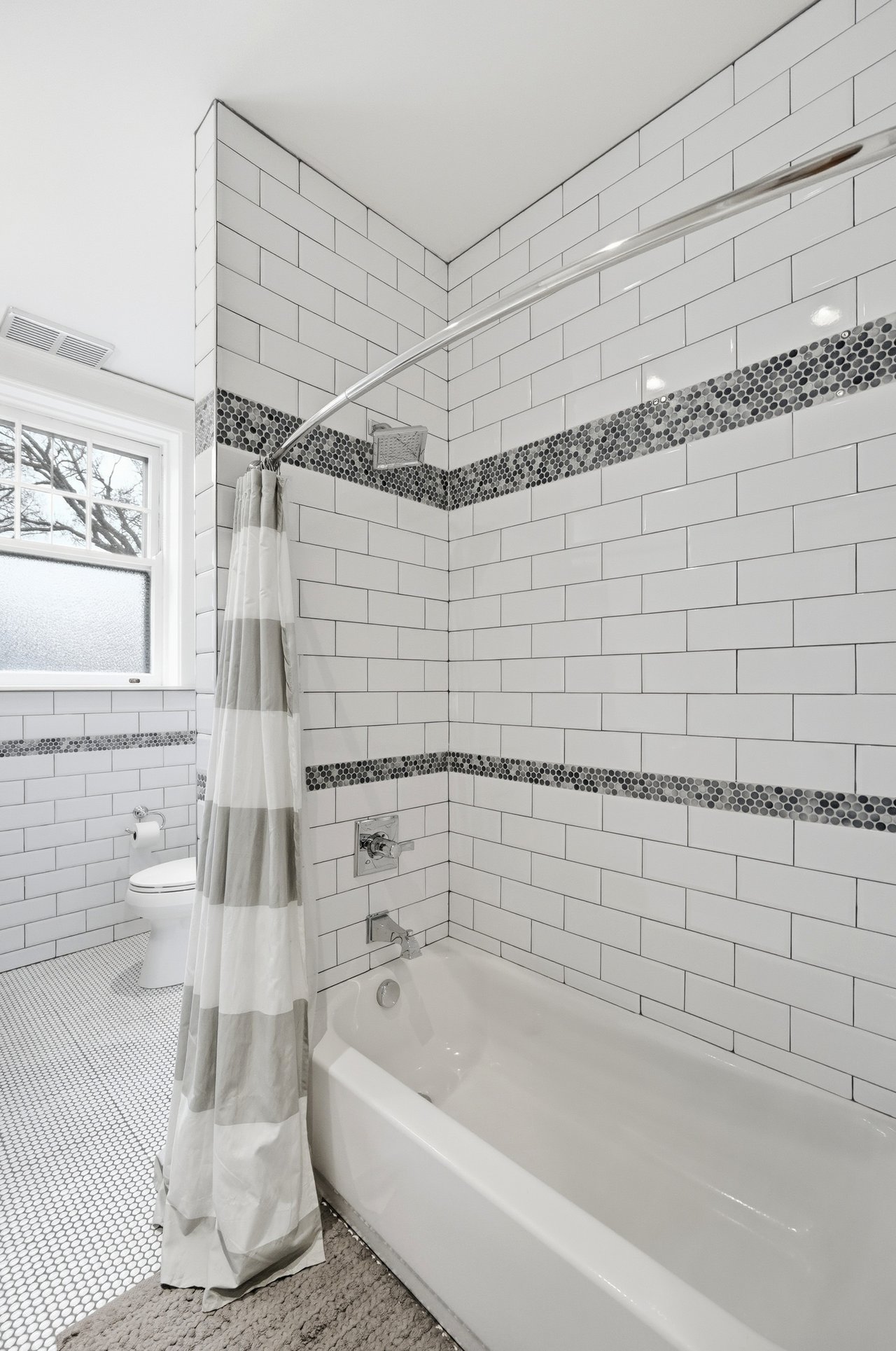 4009 Beechwood Avenue, Cincinnati, OH 45229 