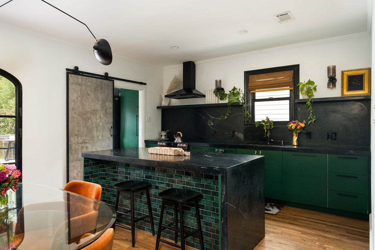 1704 Wethersfield RD