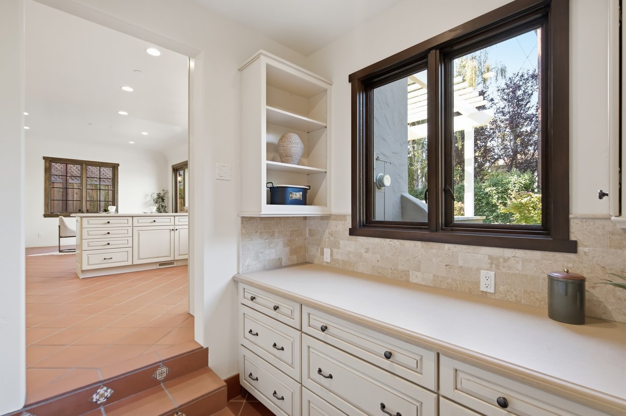 122 Castilian Way