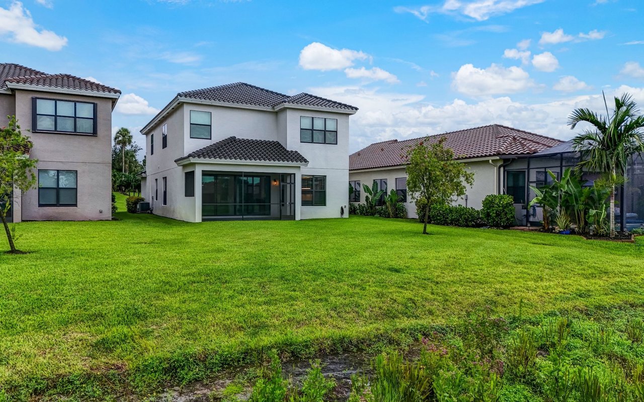 11604 Meadowrun Cir
