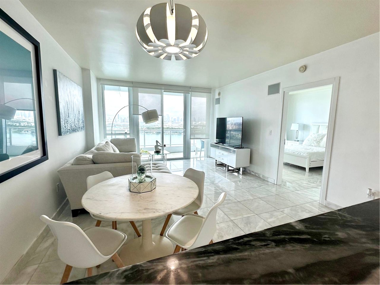 540 WEST AVE #1813
