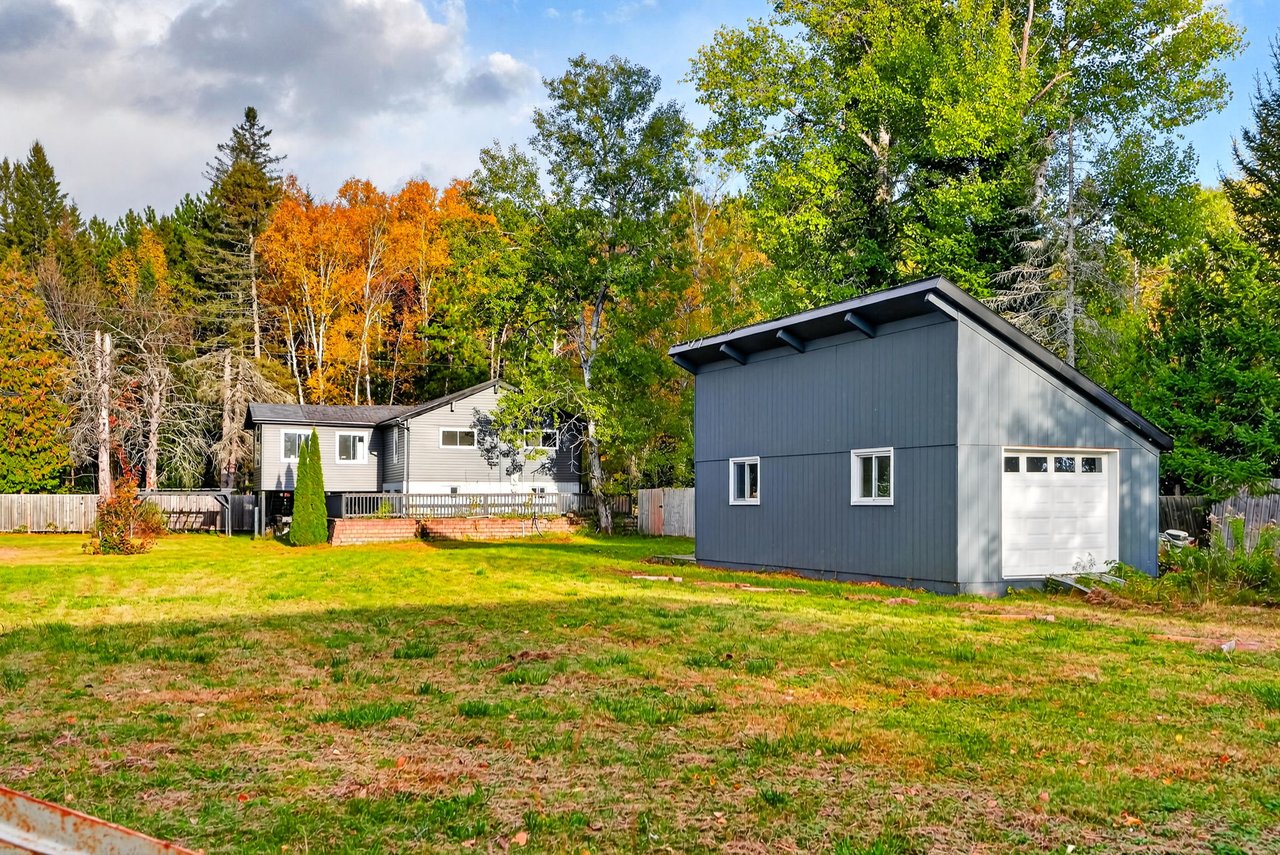 194 South Road, Hastings Highlands