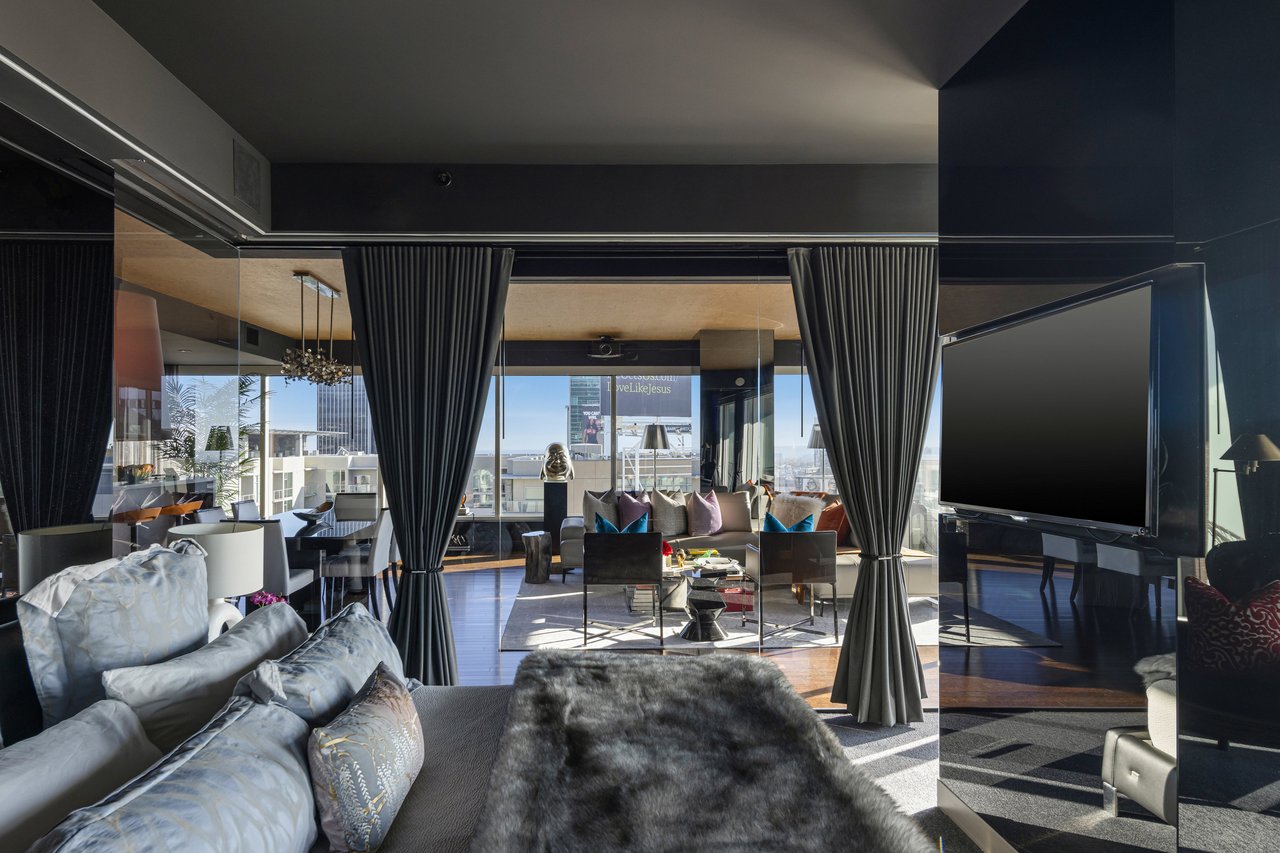 6250 Hollywood Blvd Unit: 14H