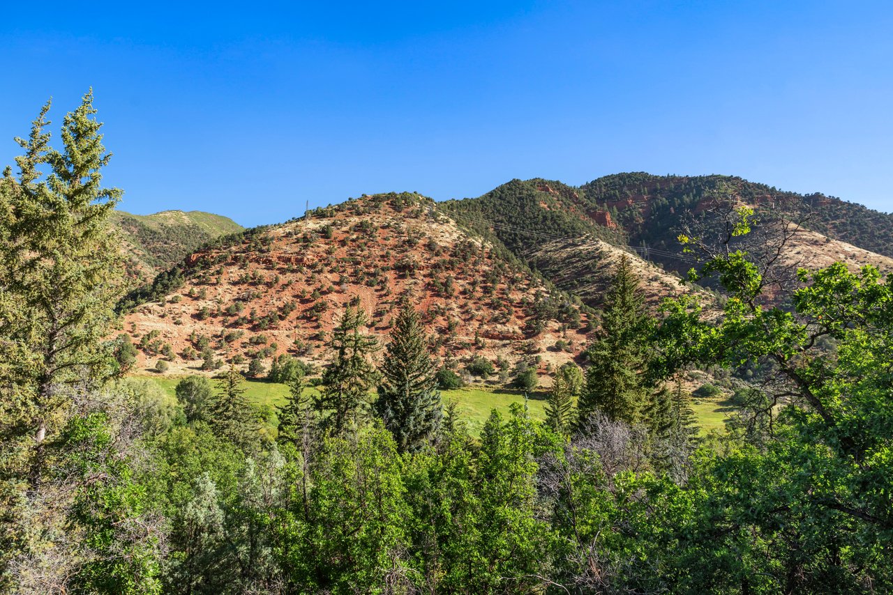Colorado Lifestyle Awaits
