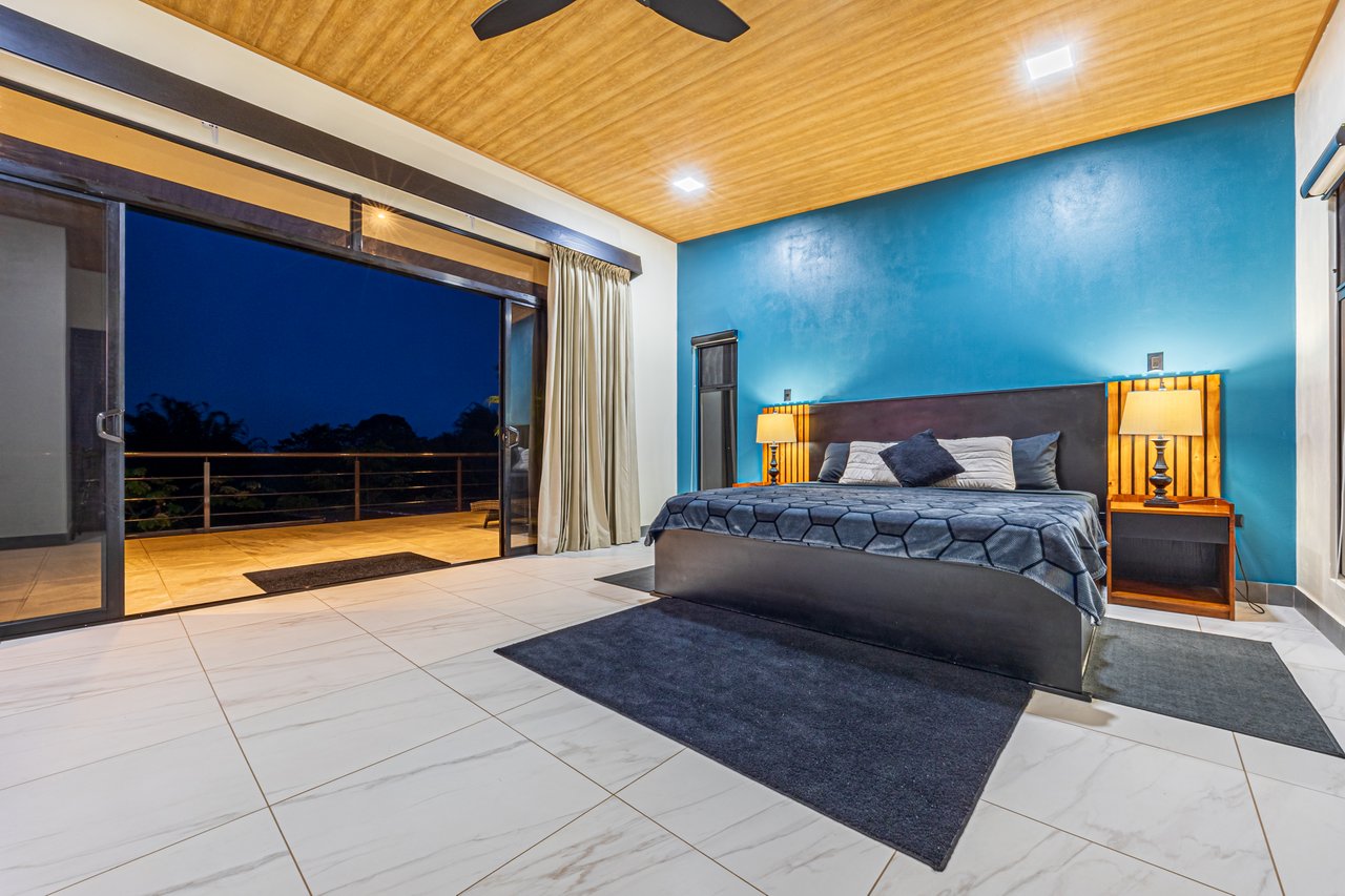 Casa Palma – Brand New Luxury 4BR/4.5BA Home with Stunning Sunset Views in Quepos