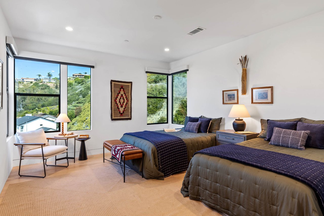 606 E Avenida San Juan