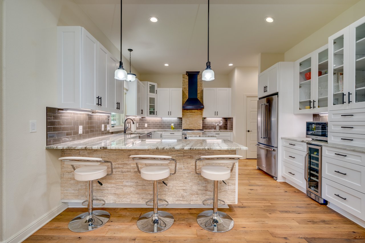 3907 Bailey Ln
