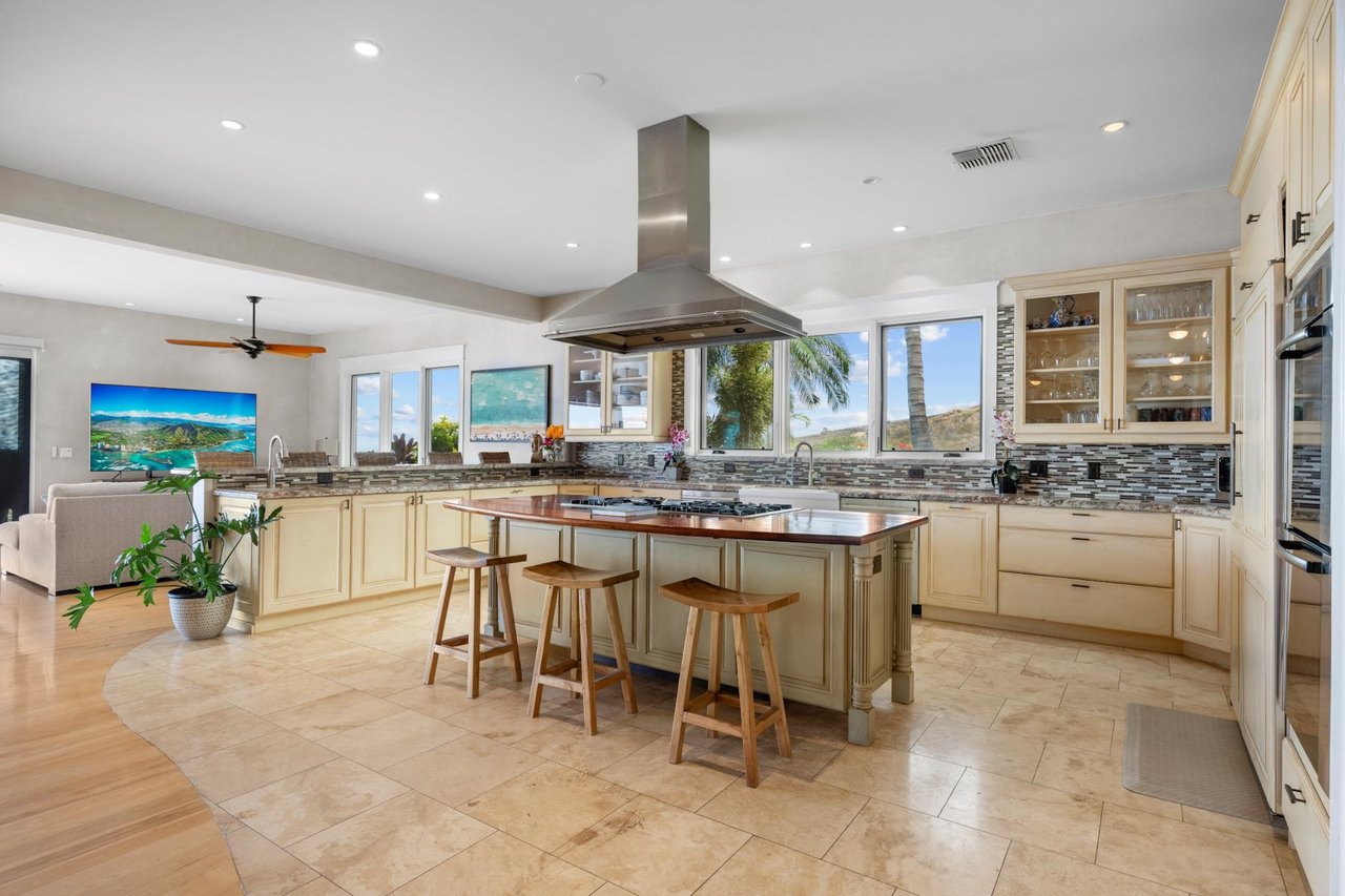 SPECTACULAR 45 ACRE WEST MAUI OCEANVIEW  ESTATE - 5 BEDROOM RESIDENCE - INFINITY POOL - $9,850,000