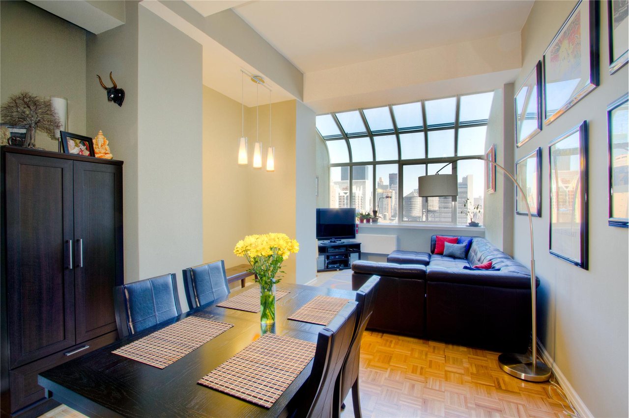 310 E 46th St, #19F