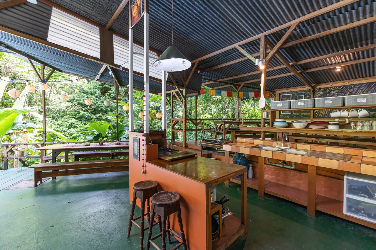 Castillo de la Riviera – A Hospitality Gem with Endless Potential for Sale in Manuel Antonio