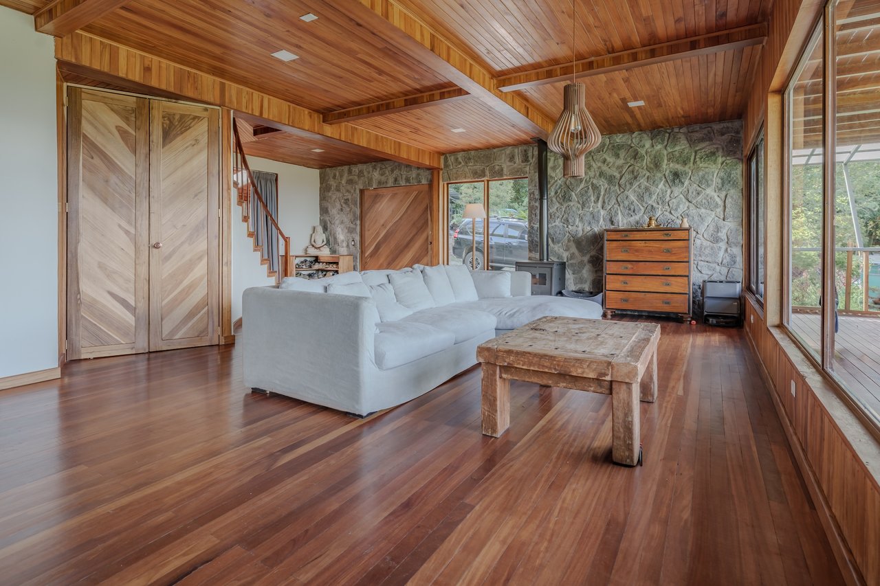 Eco Luxury Estate in Monteverde with Panoramic Gulf Views & Flat Land