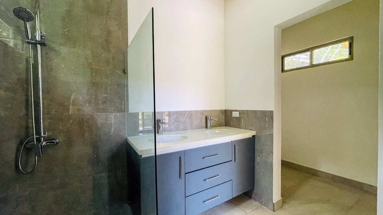 Brand New Three-Bedroom Mountain View Home in Ojochal, Costa Rica