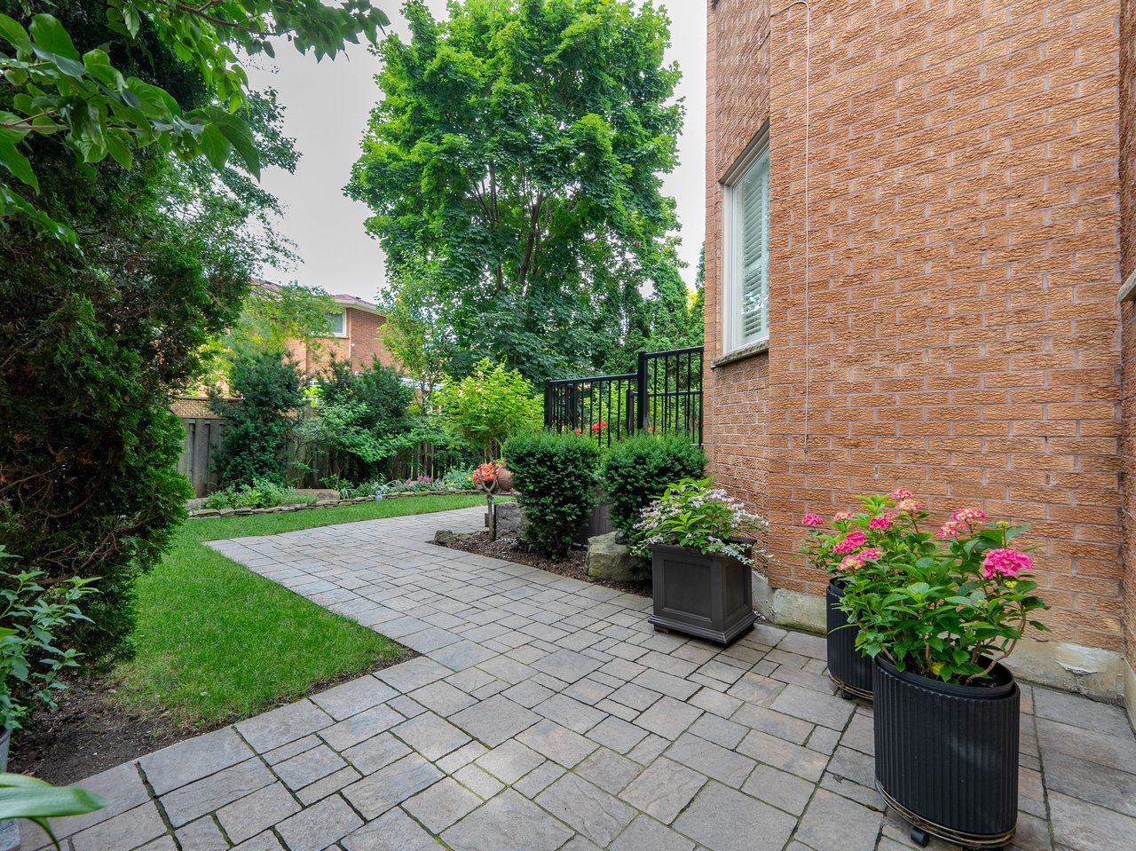 49 Lagani Avenue