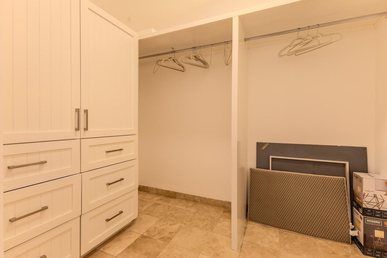 Ventanas - 22 Las Ballenas