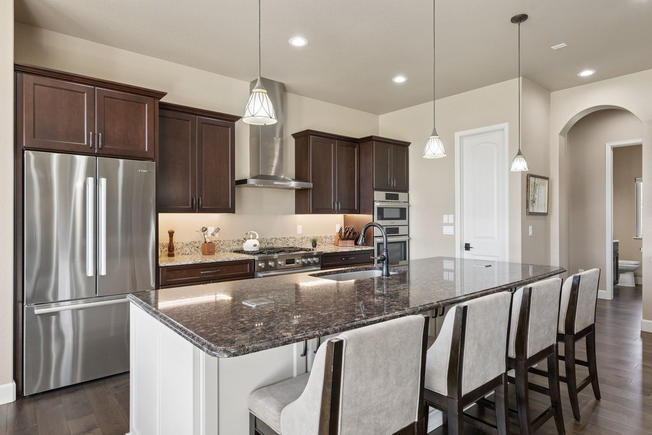 14894 Snowy Pine Point