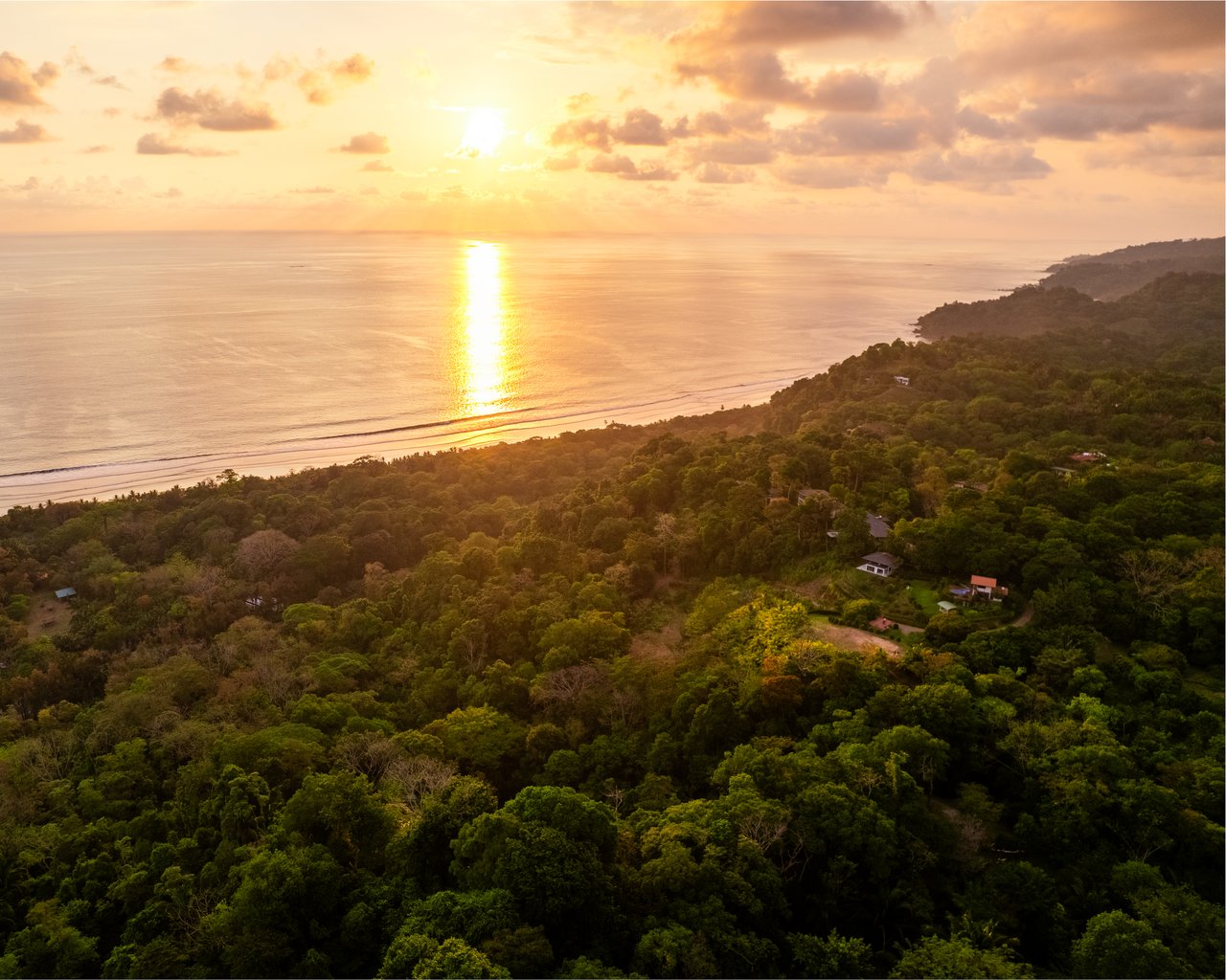 Ultra-Luxury Coastal Estate with Iconic Whale’s Tail Views