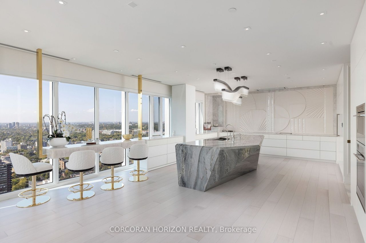 CROWN JEWEL OF YORKVILLE