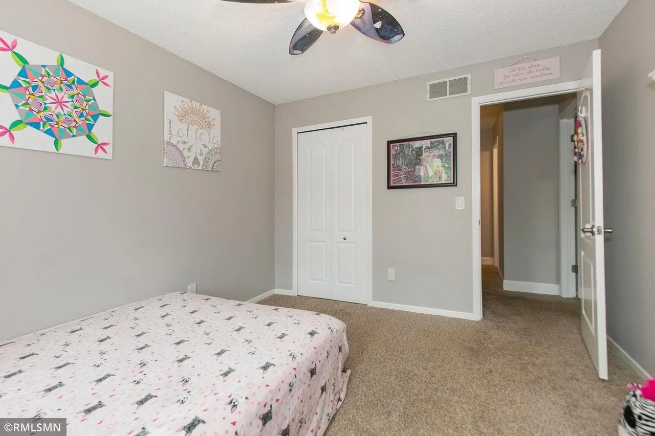 14271 Empire Ct
