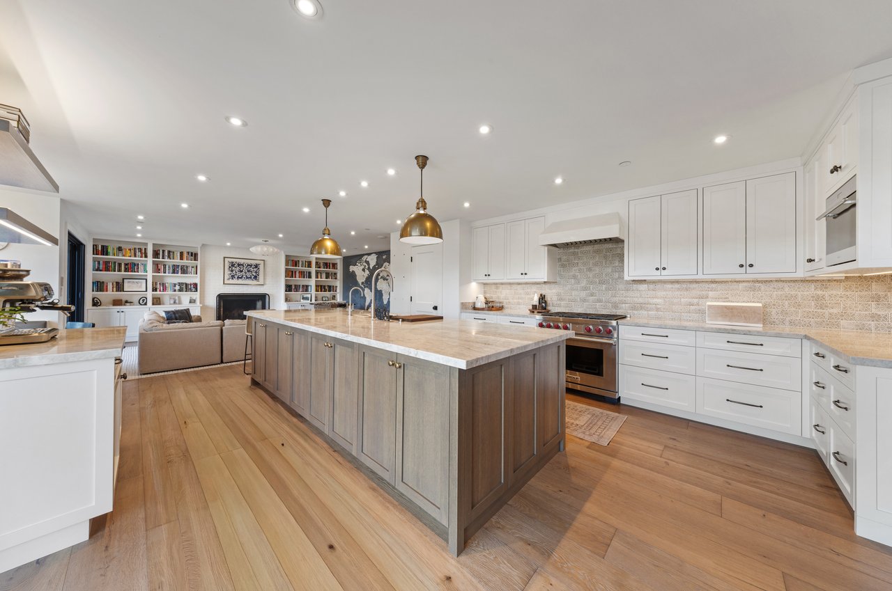 Stylish and Renovated Belvedere Beauty