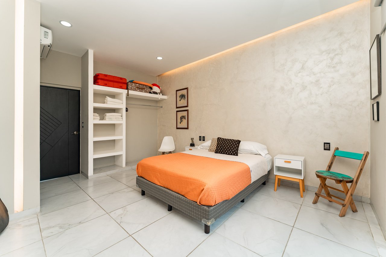 2 Bedroom, Condo, Downtown Condo