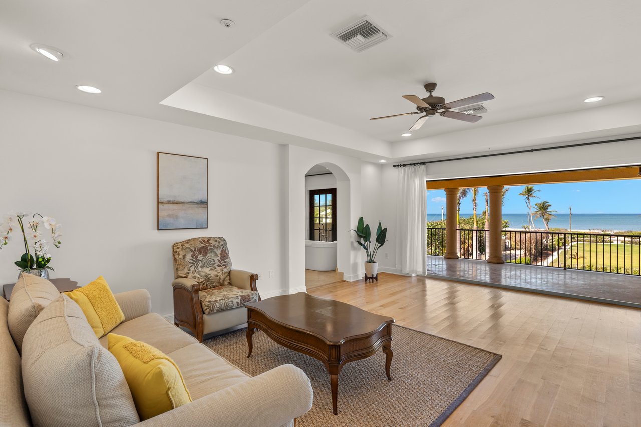 16205 Captiva DR