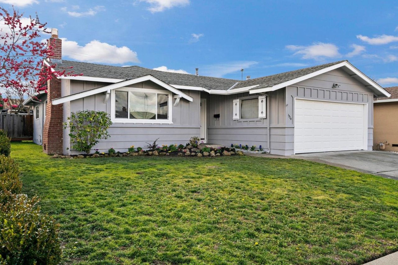 1724 Big Bend Dr