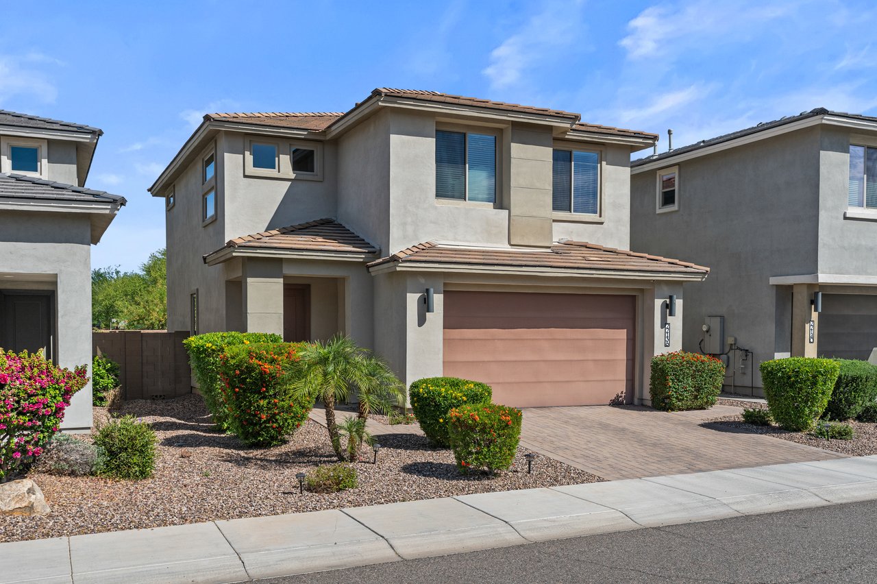 22136 N 28th Place