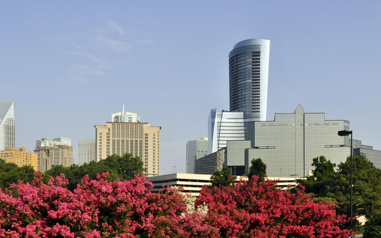 Pointe 360 Condominiums