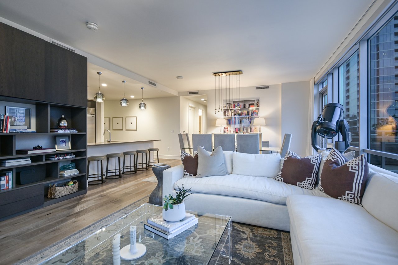 222 West Ave #1101