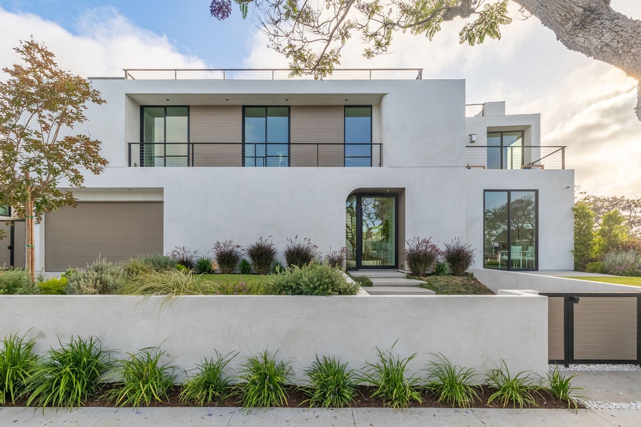 3041 Mountain View